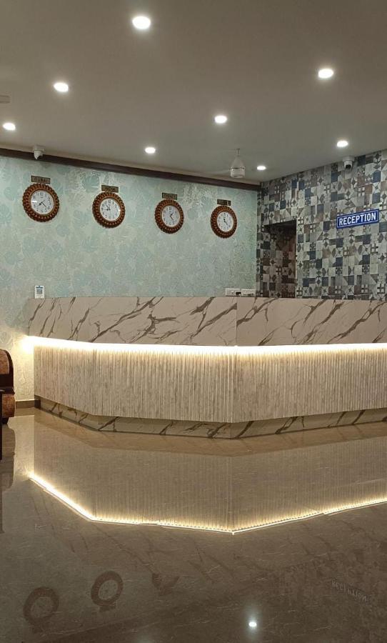 Hotel Rajdhani Mangalore Buitenkant foto